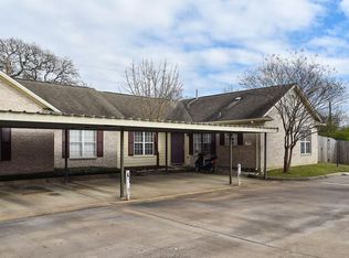 614 Townplace Dr, College Station, TX 77840