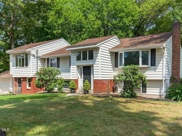 1565 Crescent Road, Clifton Park, NY 12065