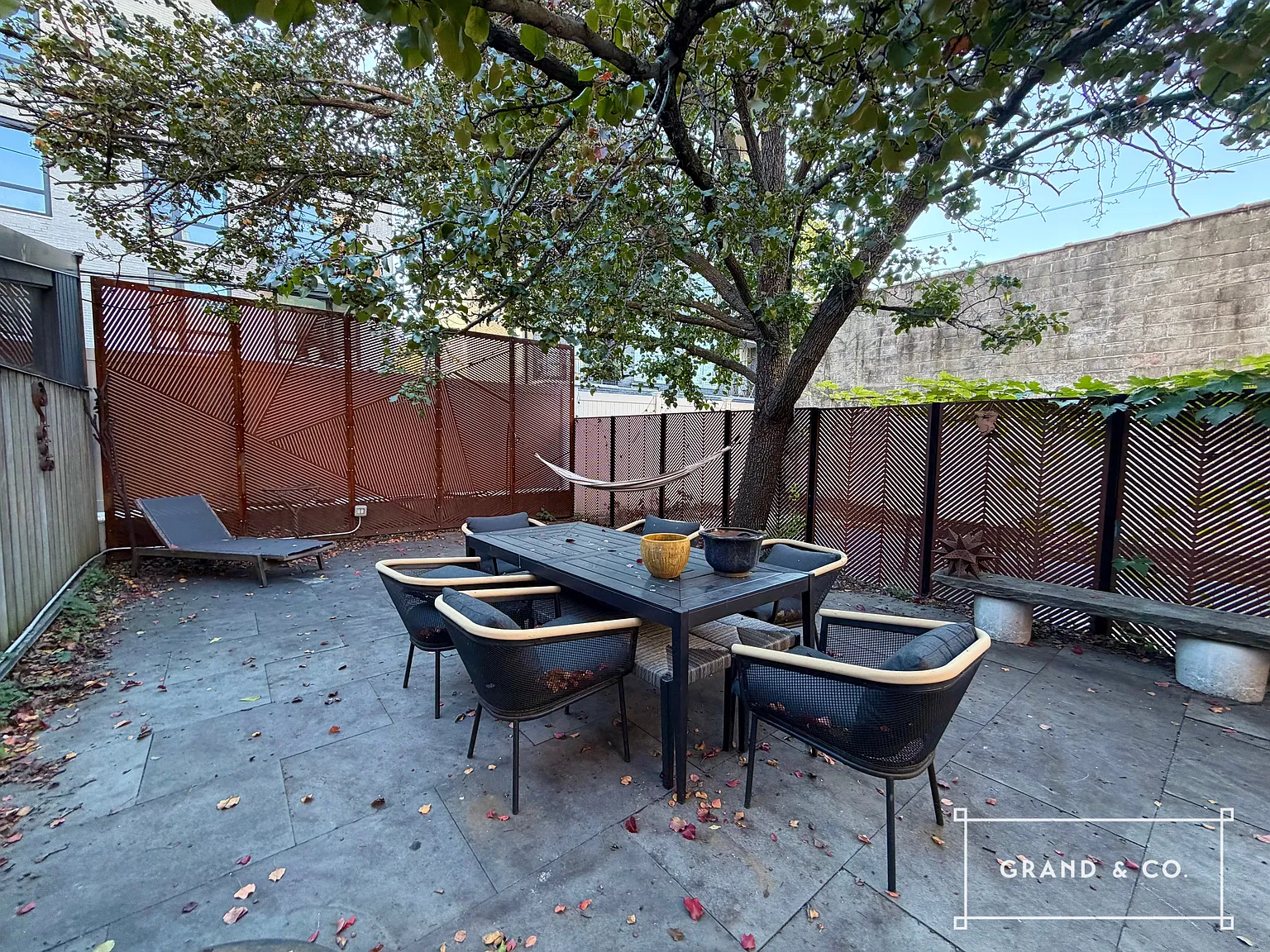 212 Frost Street — Photo 4