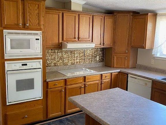 3rd image of 127 McFadden Ln