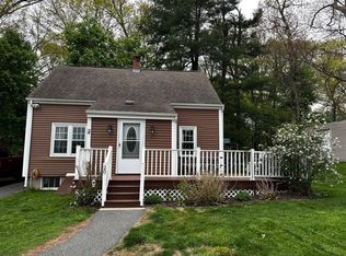 20 Cooks Ln, Bellingham, MA 02019