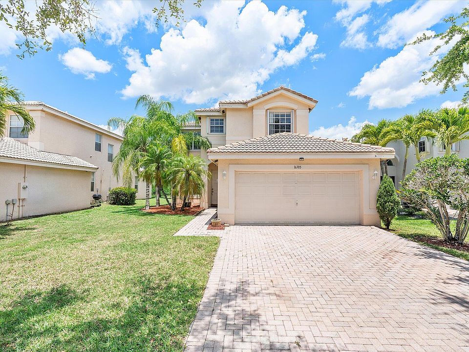 1st image of 16385 SW 27th Street
