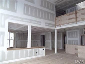4th image of 2740 Imperial Crest Ln