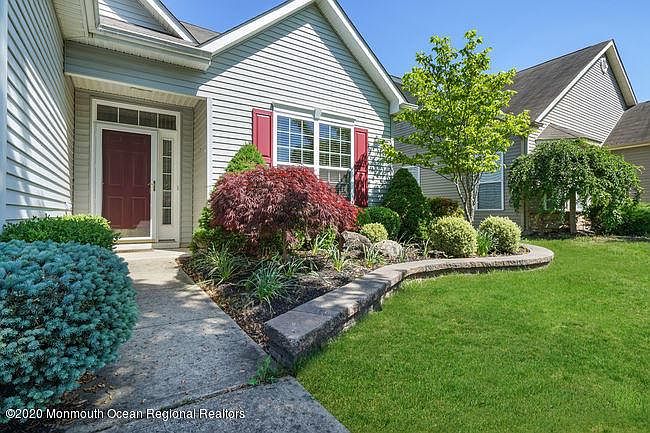 1st image of 192 Enclave Blvd