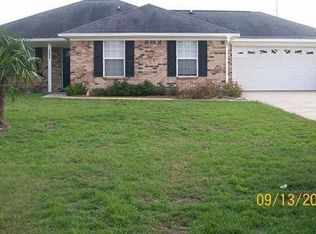 33822 Zuzu Ln, Lillian, AL 36549