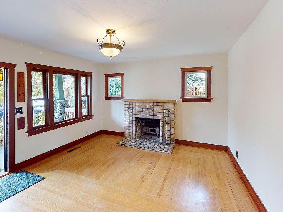 1st image of 5007 Raymond Pl