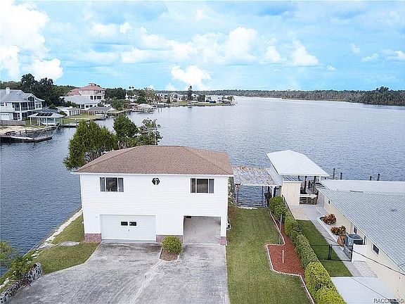 3rd image of 2250 N Kings Cove Point