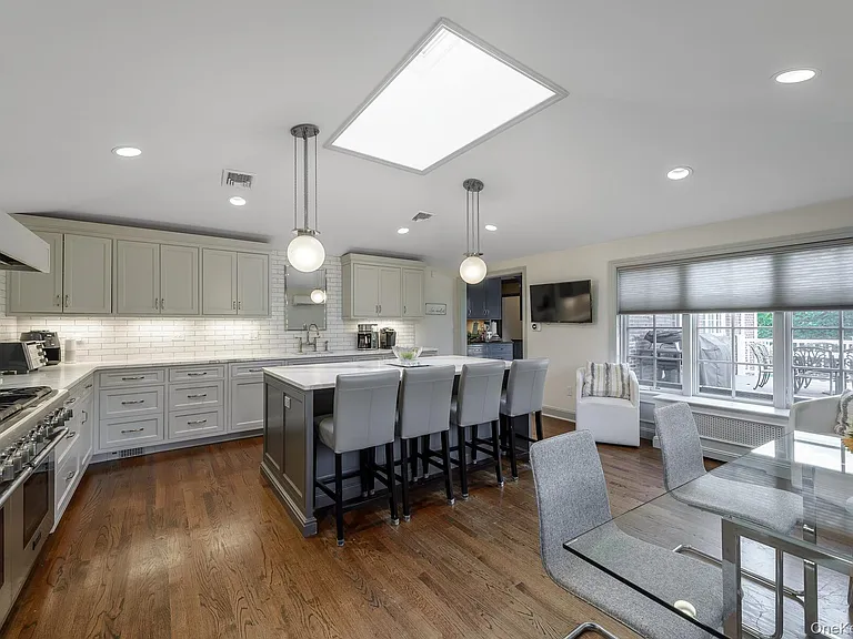 47 Whistler Rd — Photo 9