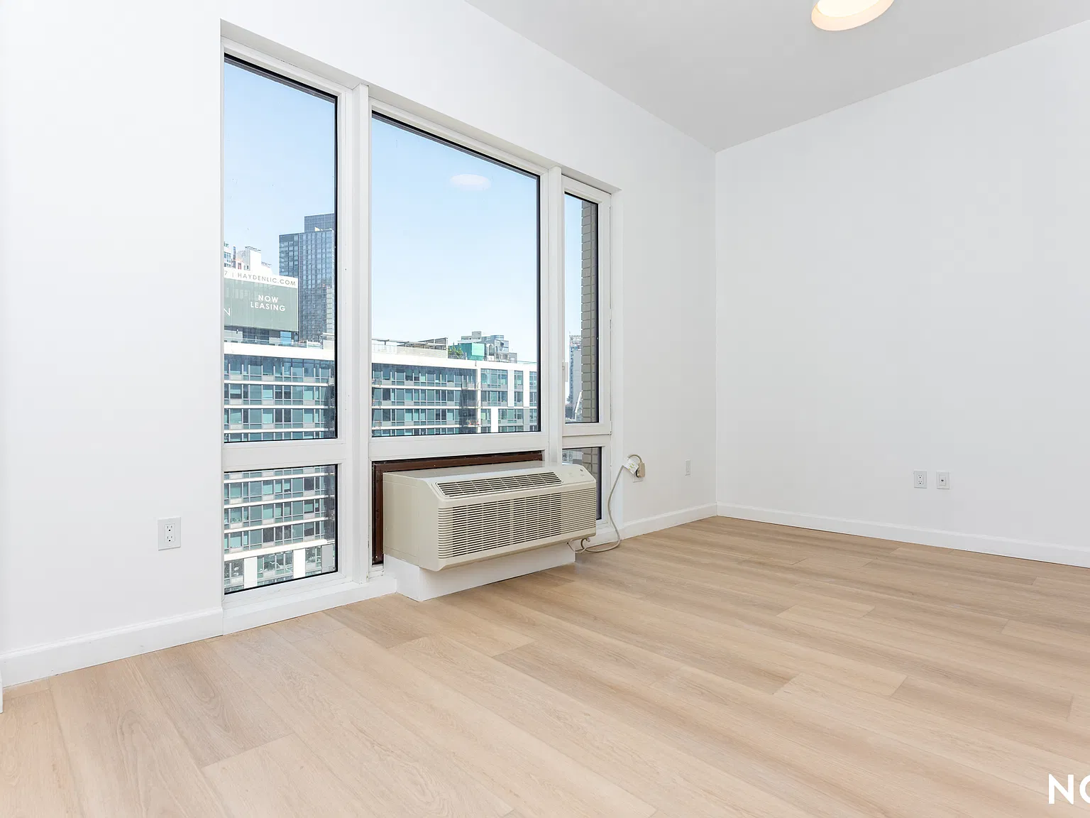26-04 Jackson Avenue — Photo 2
