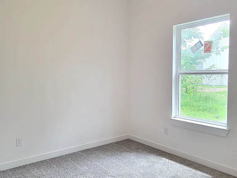 3214 Travis St — Photo 15