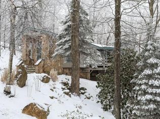 2498 County Line Rd, Champion, PA 15622