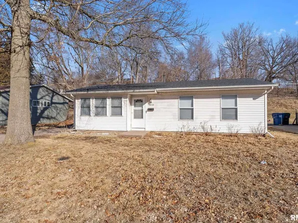1810 Kirkwood Blvd, Davenport, IA 52803