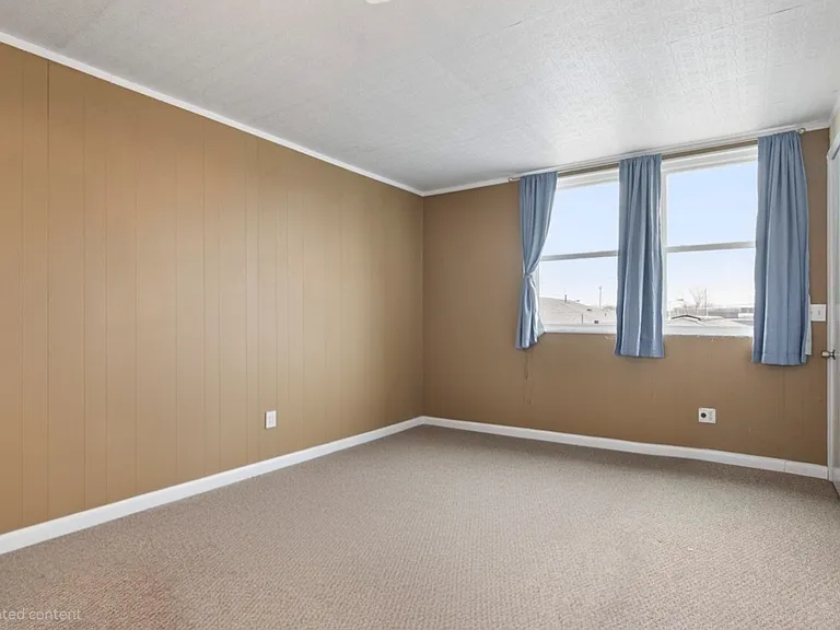1128 Jefferson St — Photo 16