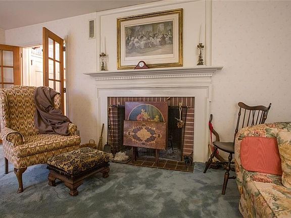 3rd image of 3403 Freemansburg Ave