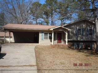 85 Pine Hill Dr, Carrollton, GA 30116