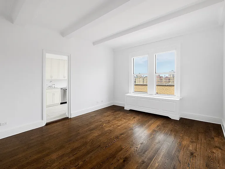 25 W 81st St #PHC — Photo 6
