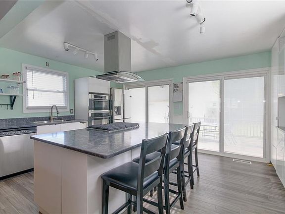 2nd image of 1532 Sagewood Dr