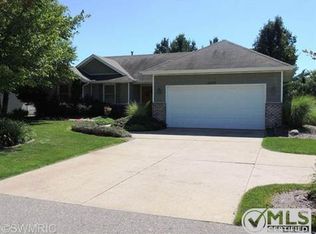 10628 Riley St, Zeeland, MI 49464