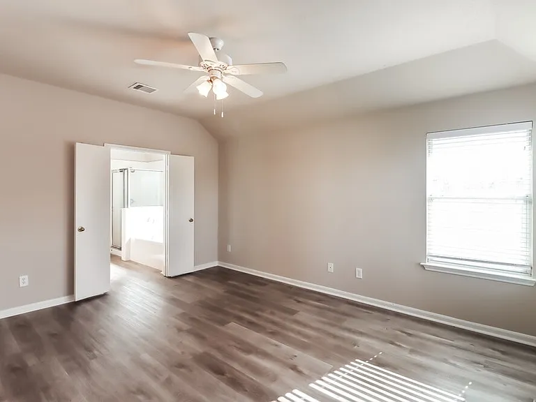 19107 Remington Grove Ct — Photo 12