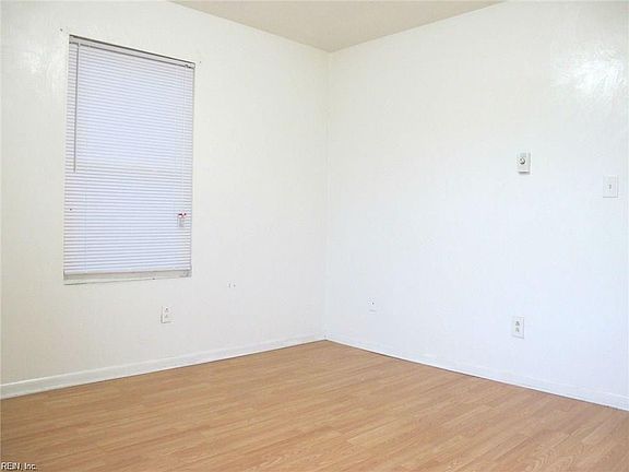5th image of 1352 Hanson Ave APT 2