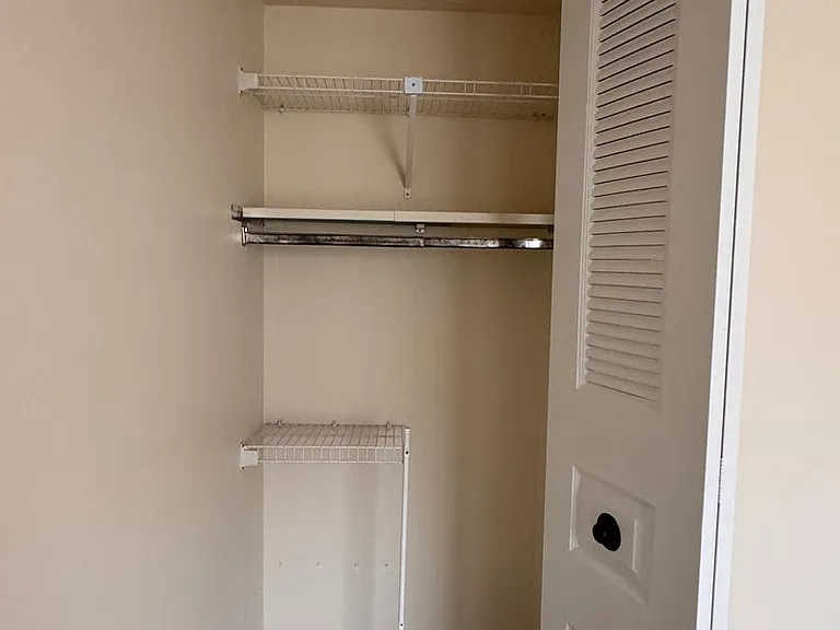 300 Pegotty Ct NE — Photo 22