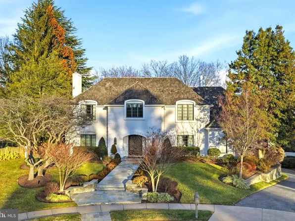 6202 Vernon Palmer Ct, Mc Lean, VA 22101