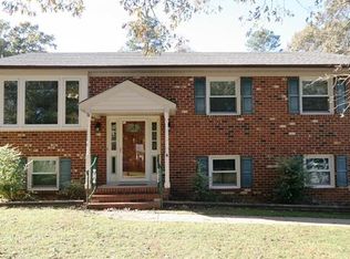 8606 Pine Glade Ln, North Chesterfield, VA 23237