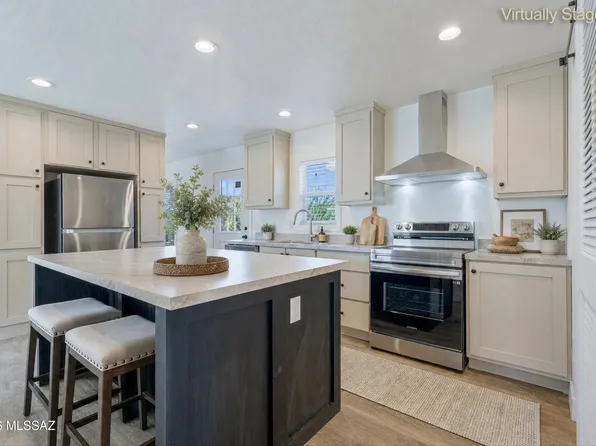 16600 S Lone Heart Rd, Sahuarita, AZ 85629