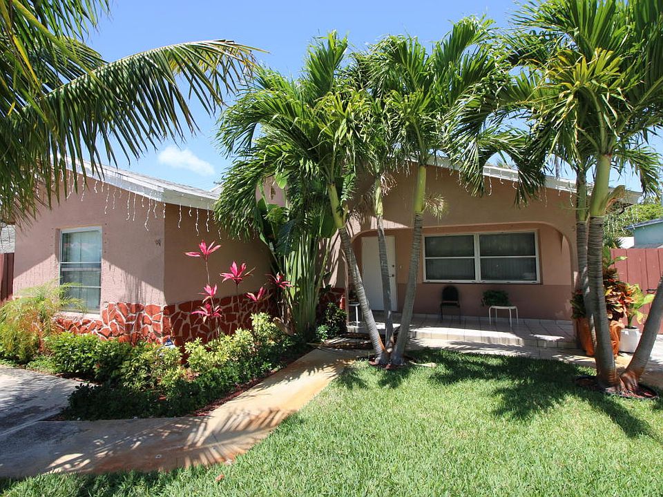 1st image of 525 Avenida Hermosa