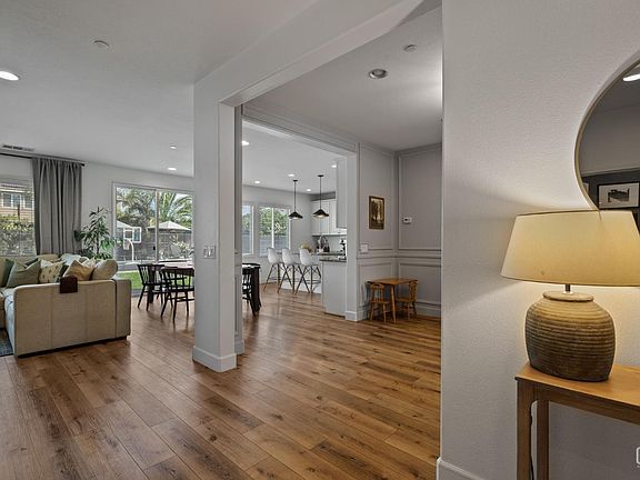 5th image of 15636 Montalone Pl