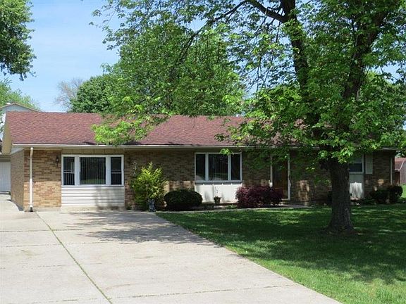5th image of 8482 Meadowlark Dr