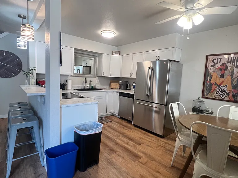 1024 Oxford Ln #66 — Photo 5