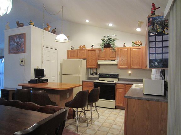 4th image of 4129 Cramer Dr