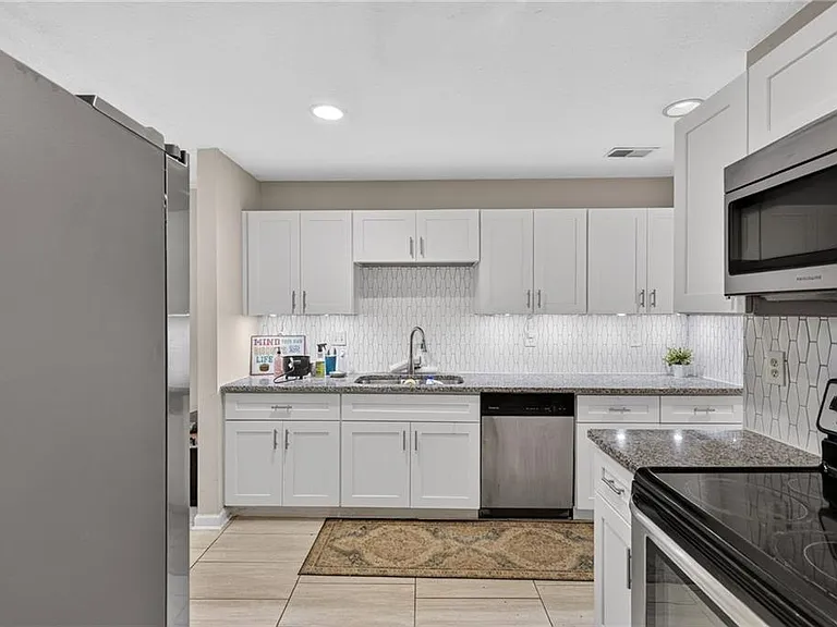 4053 Cooper Ridge Ct SE — Photo 6
