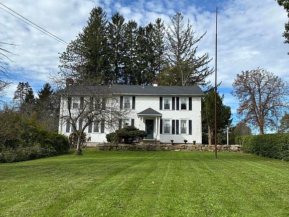 3rd image of 1181 Montmorenci Rd