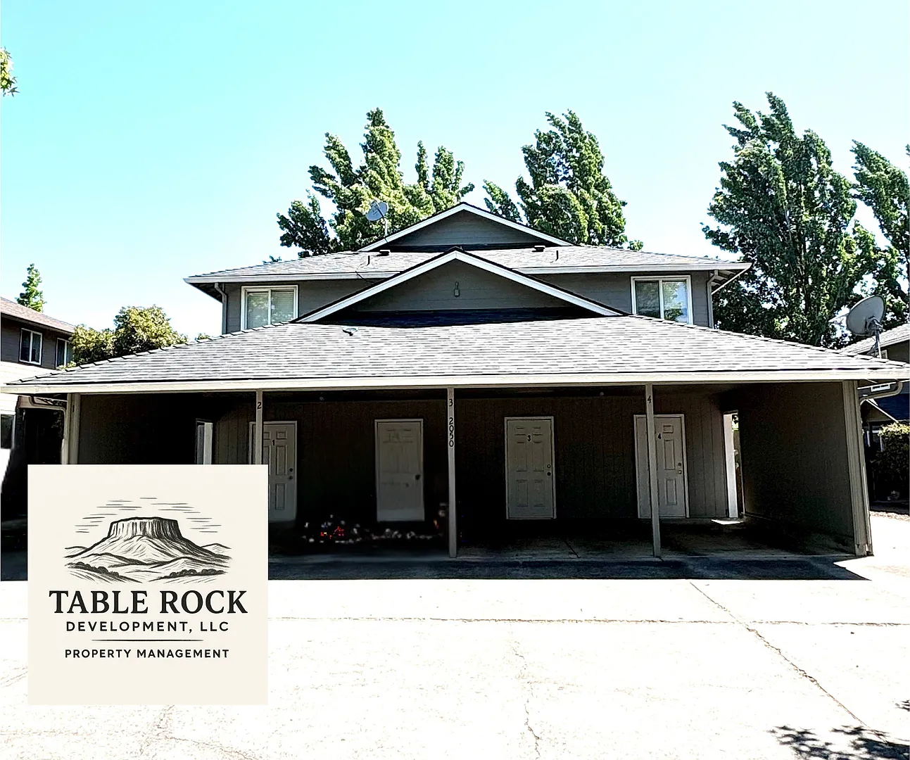 2050 Campus Dr — Photo 1