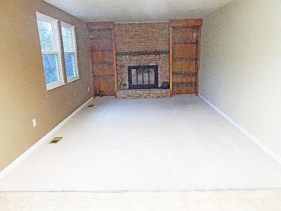 2nd image of 8491 Kilkenny Dr
