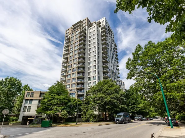 3660 Vanness Ave #1202, Vancouver, BC V5R 6H8