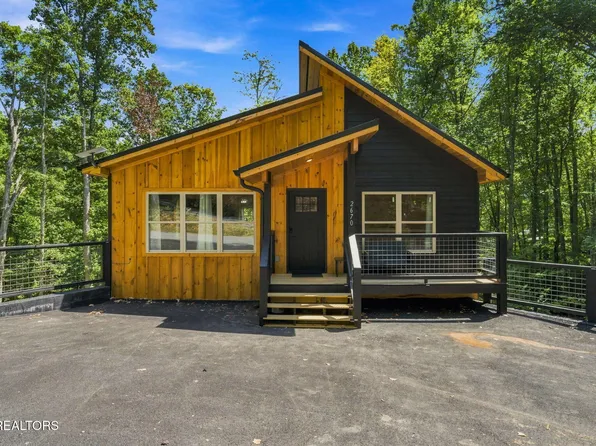 2670 Grassy Branch Loop, Sevierville, TN 37876