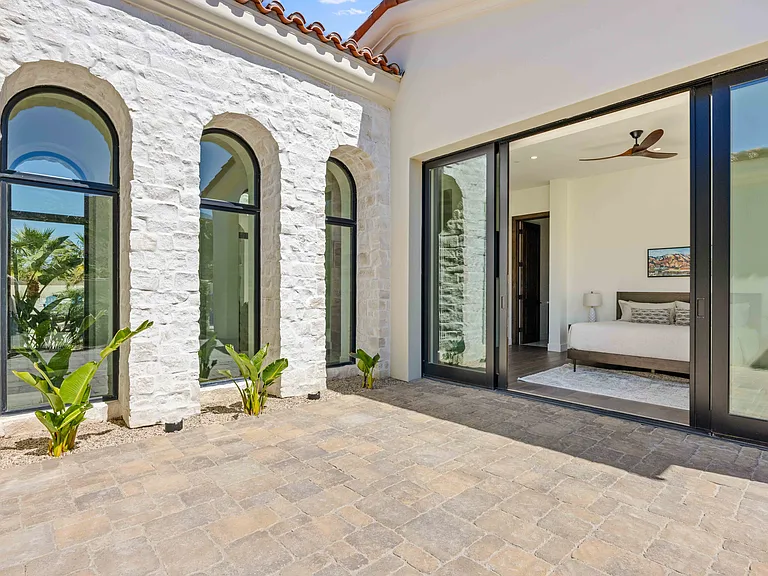 Suite 3 Courtyard Access