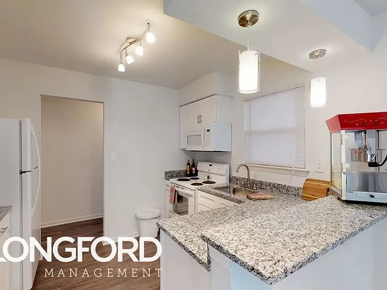 Sonoma Woods Apartments — Photo 30
