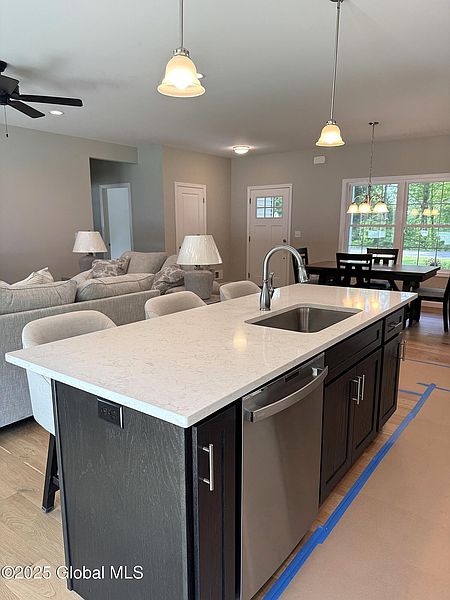 5th image of 176 Butler Road
