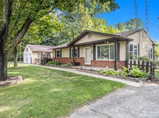 450 Magic St, Pinckney, MI 48169