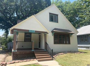 917 Oak St, Emporia, KS 66801