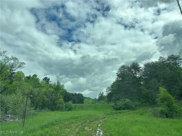 212 Rost Rd, Walker, WV 26180