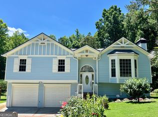 196 Indian Trail Dr, Powder Springs, GA 30127