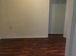 225 1/2 W South St, Tahlequah, OK 74464