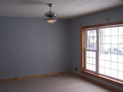 2nd image of 376 S Argyle Ave