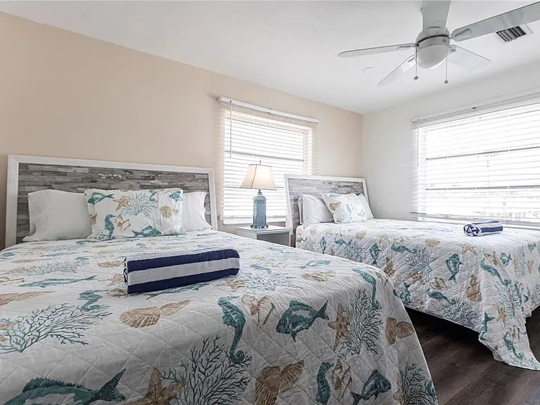 6020 Midnight Pass Rd #52B — Photo 15