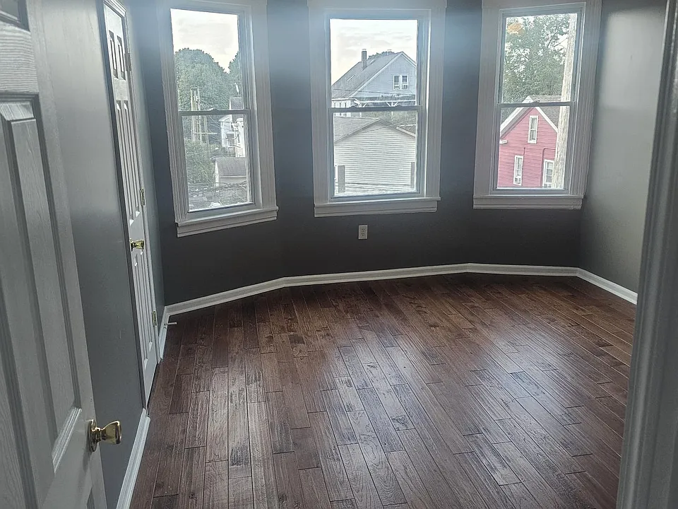 357 Pearl St #3